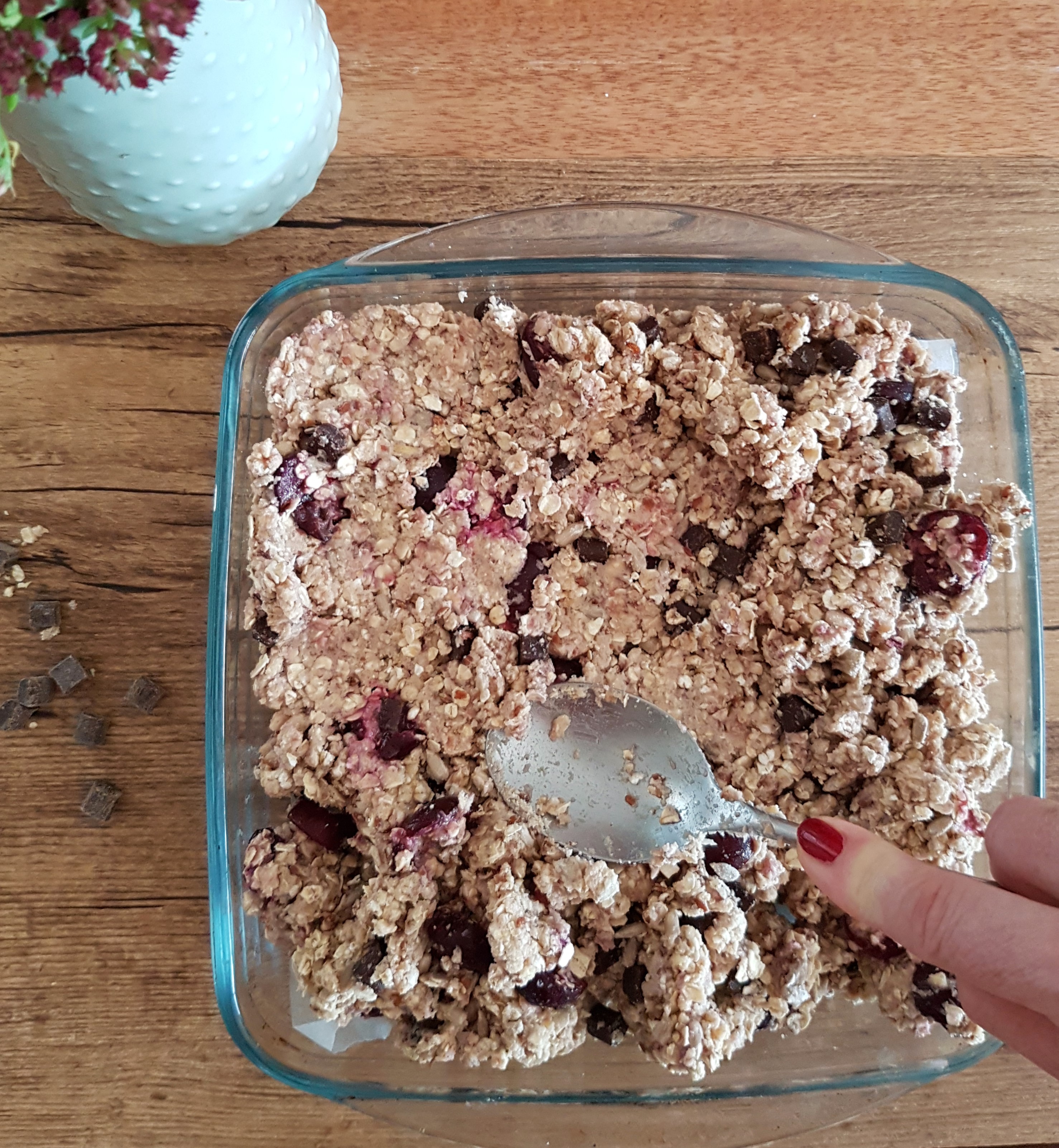 Almond Cherry Chocolate Chip Granola Bars