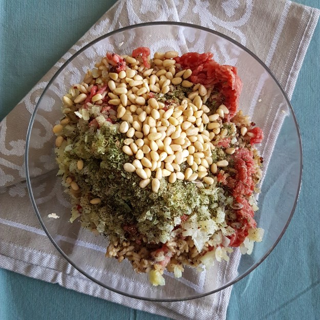 mediterranean stuffed peppers