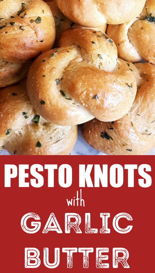 pesto bread knots