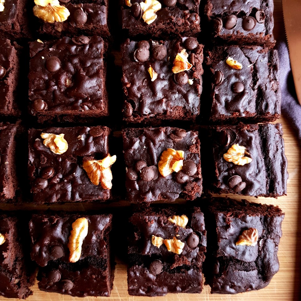 the best healthy coffee walnut brownies