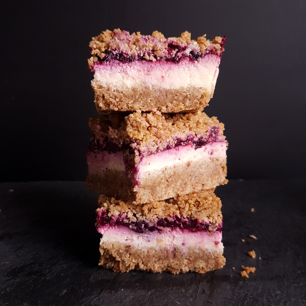 berry cheesecake crumble