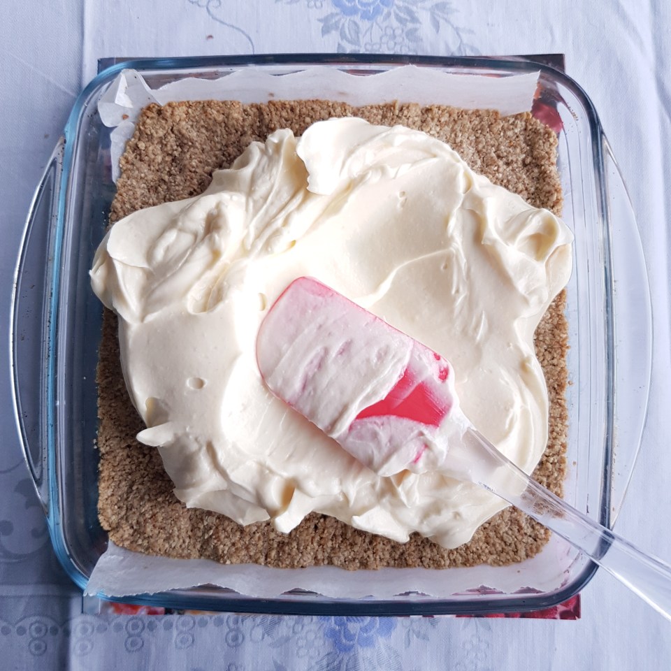 Berry Cheescake Crumble